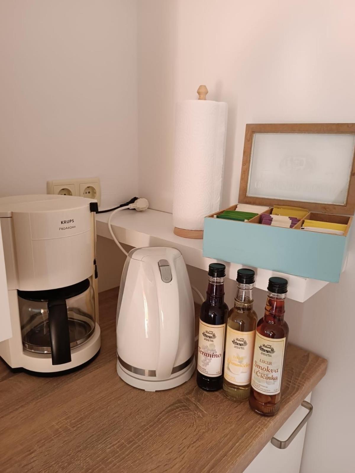 Apartments And Rooms By The Sea Palit, Rab - 5010 Phòng bức ảnh