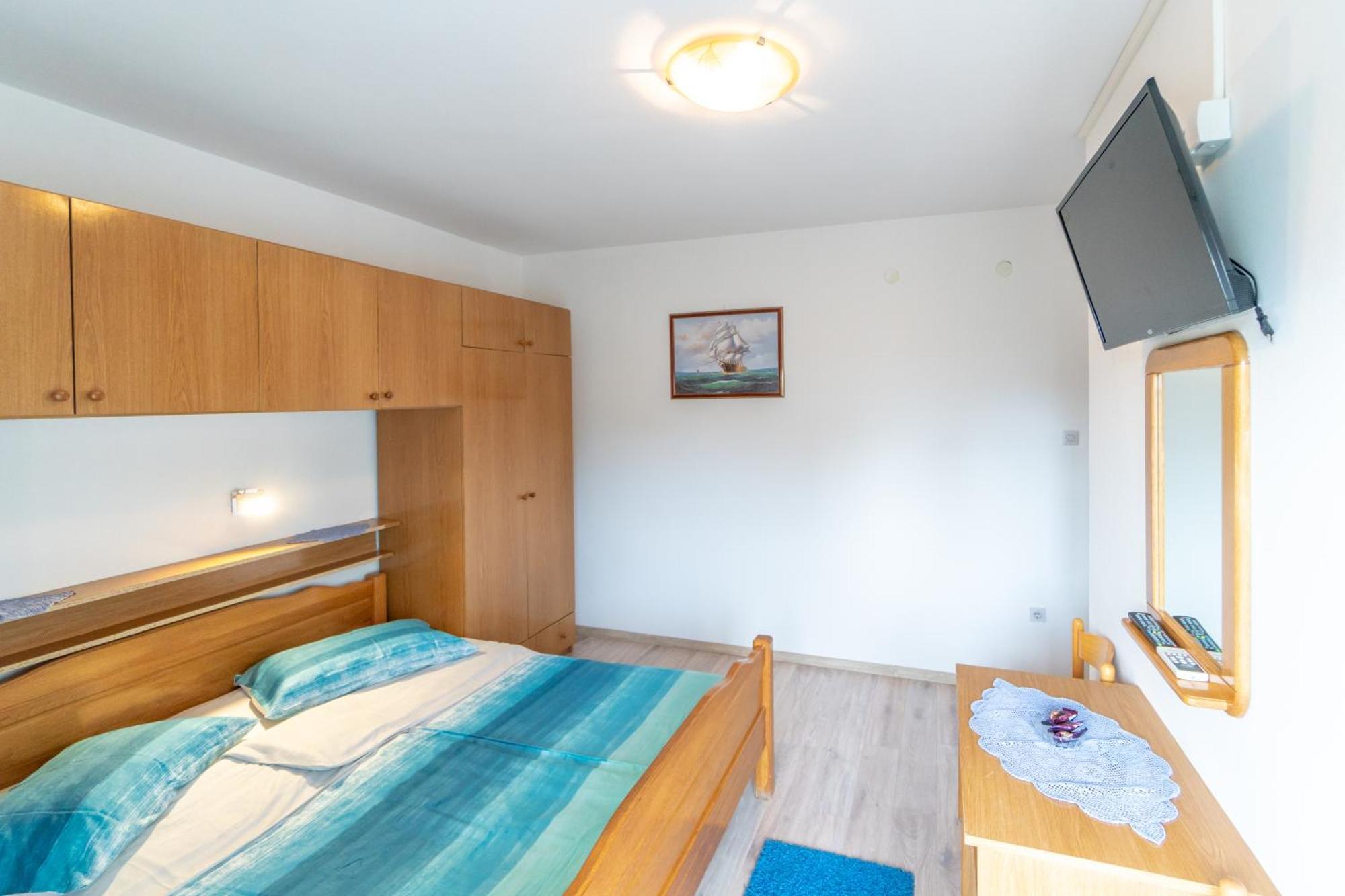 Apartments And Rooms By The Sea Palit, Rab - 5010 Phòng bức ảnh